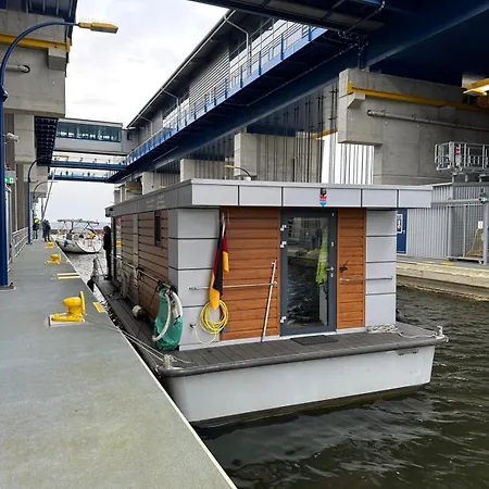 Botel Hausboot Im Binnenhafen Ohne Fahrt